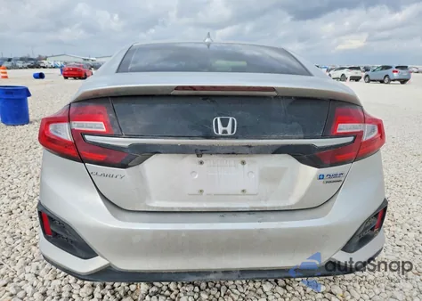2018 Honda Clarity Touring z USA, uszkodzony, nr VIN JHMZC5F32JC000772